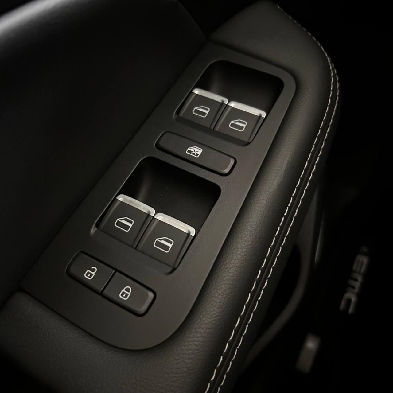 EMC Sei 1.5 A/T VARI COLORI DISPONIBILI - 32