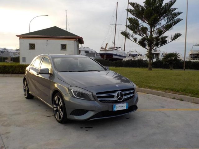 MERCEDES-BENZ A 200 Grigio metallizzato