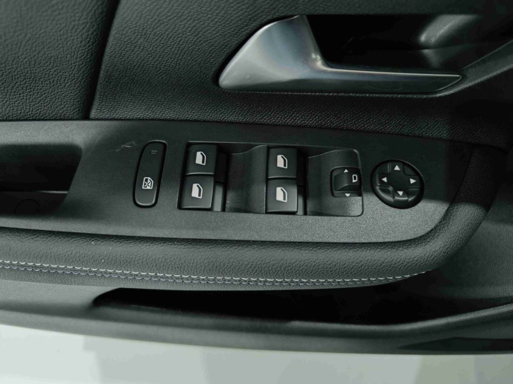 OPEL Mokka Hybrid 145 CV DCT6 GS - 19