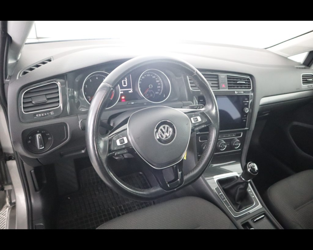 VOLKSWAGEN Golf 5p 1.0 tsi Business 115cv - 13