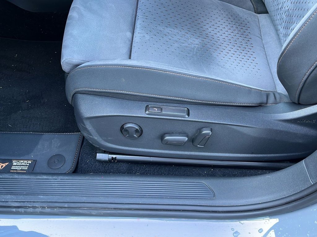 CUPRA Born 58kwh - 18