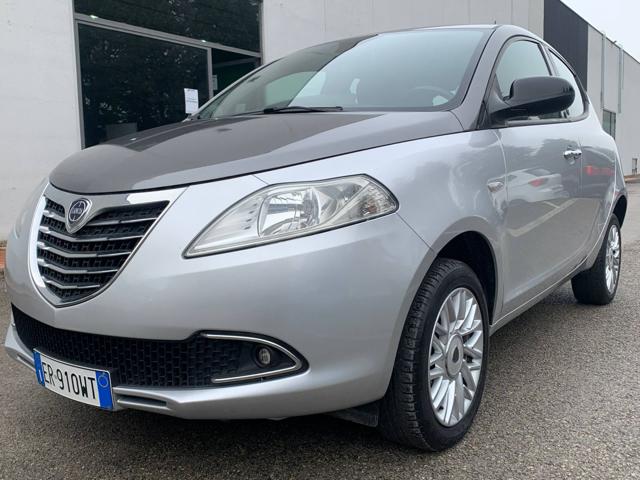 LANCIA Ypsilon Grigio metallizzato