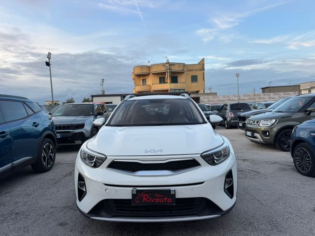 KIA Stonic Bianco pastello