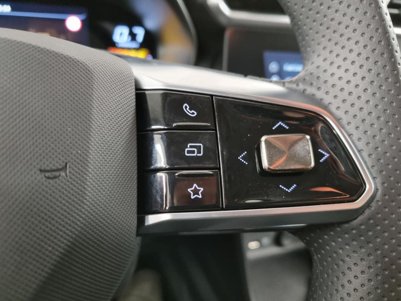 MG ZS 1.5 Standard - 25