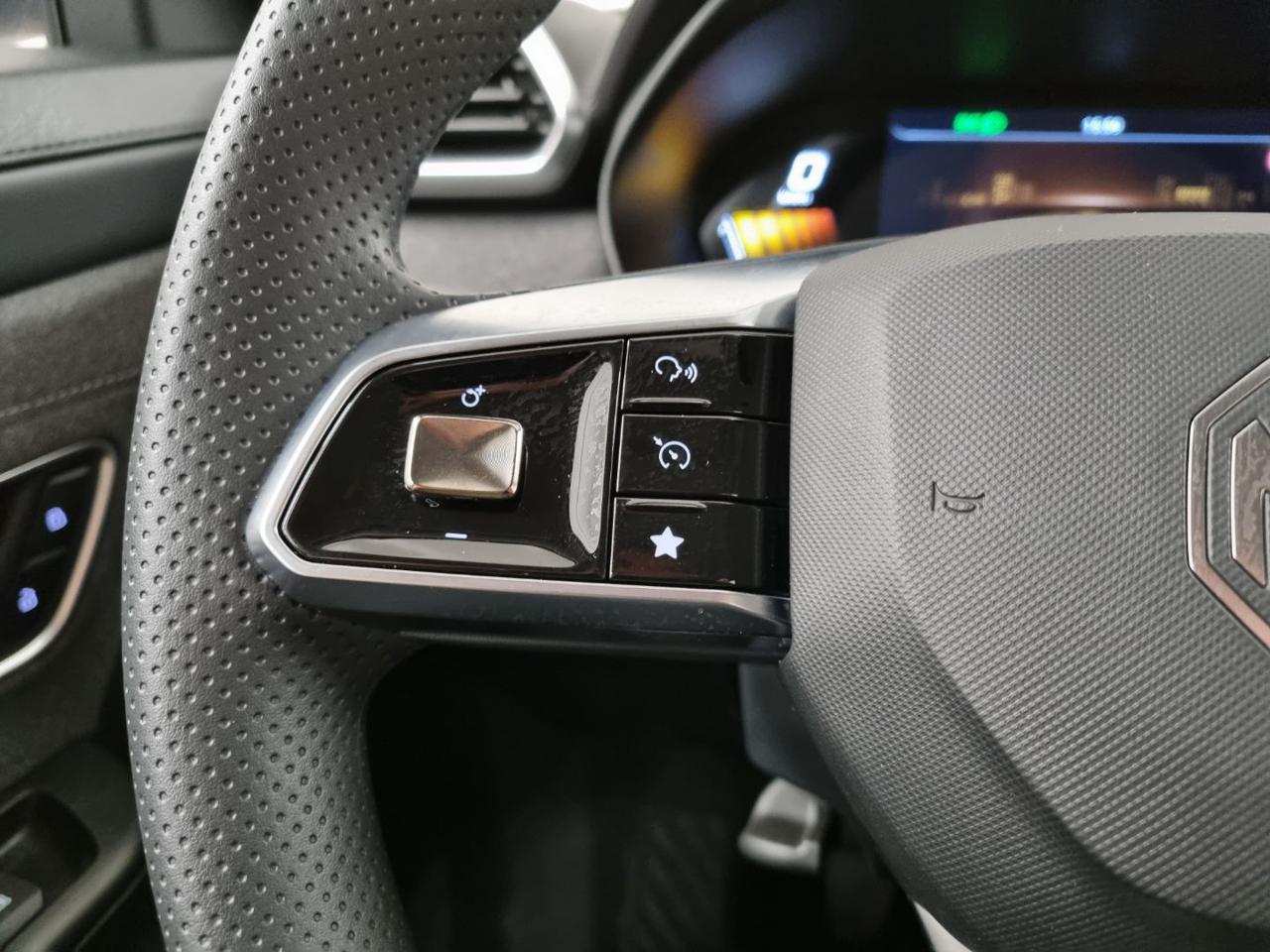 MG ZS 1.5 Standard - 26