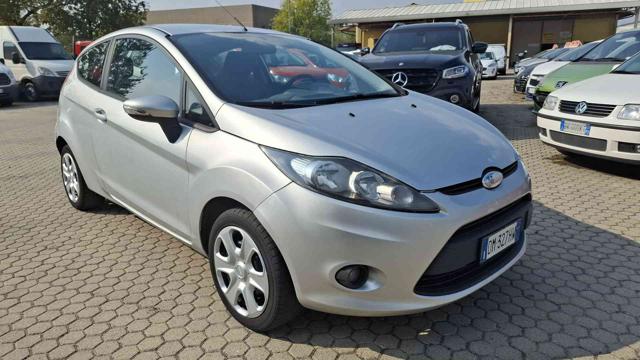FORD Fiesta Grigio metallizzato