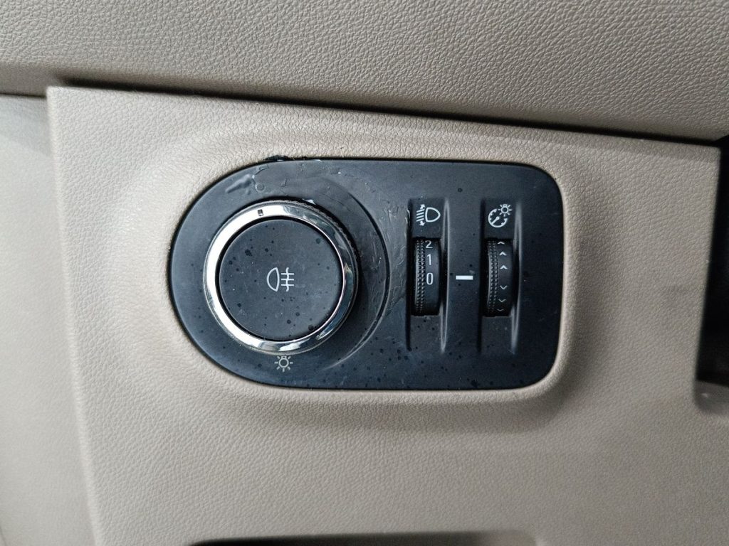 OPEL Adam 1.2 70 CV Glam - 18