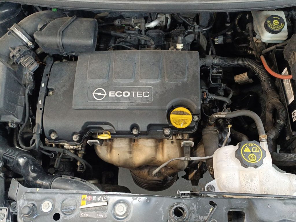 OPEL Adam 1.2 70 CV Glam - 21