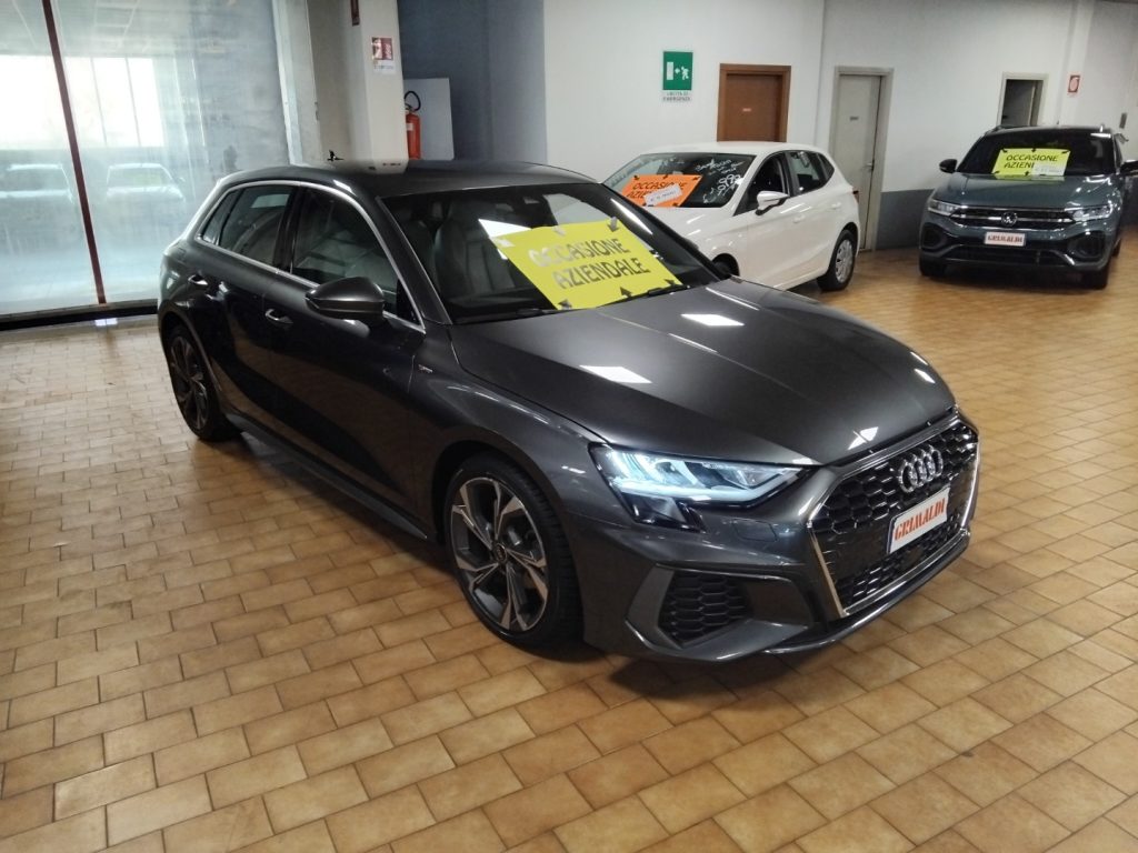 AUDI A3 SPORTBACK 30 TDI S tr. S Line Ed. PELLE KM 18.000 - 2