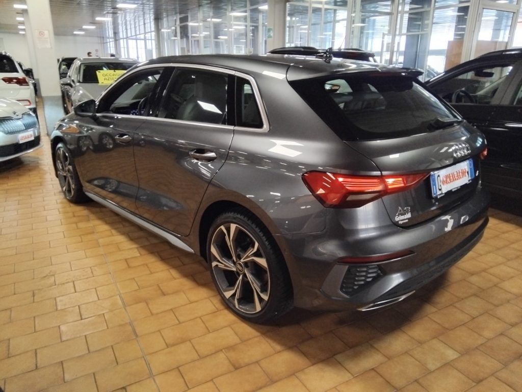 AUDI A3 SPORTBACK 30 TDI S tr. S Line Ed. PELLE KM 18.000 - 6