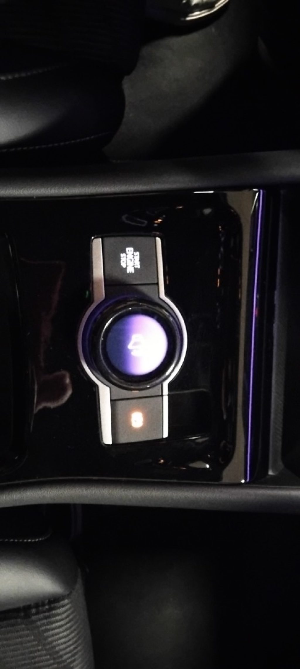 VOLKSWAGEN Tiguan 2.0 TDI 150 CV DSG R-Line - 32