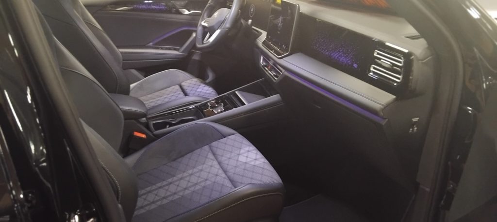 VOLKSWAGEN Tiguan 2.0 TDI 150 CV DSG R-Line - 11