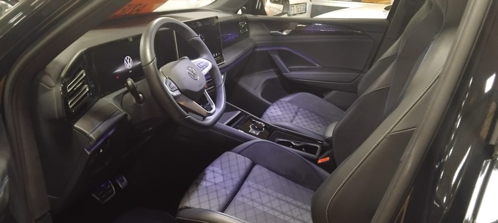 VOLKSWAGEN Tiguan 2.0 TDI 150 CV DSG R-Line - 13