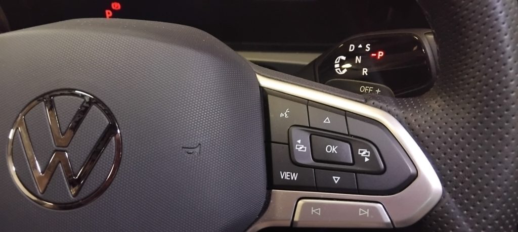 VOLKSWAGEN Tiguan 2.0 TDI 150 CV DSG R-Line - 21