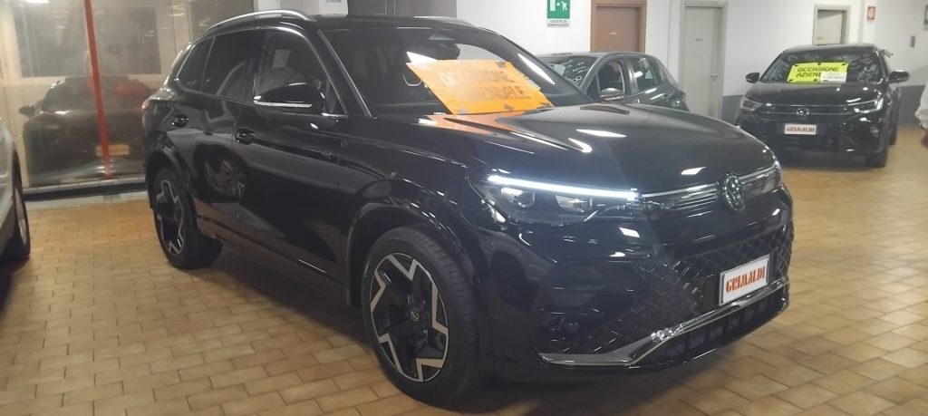 VOLKSWAGEN Tiguan 2.0 TDI 150 CV DSG R-Line - 27