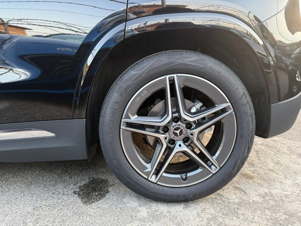 MERCEDES-BENZ GLA 180 Automatic AMG Line Premium - 11