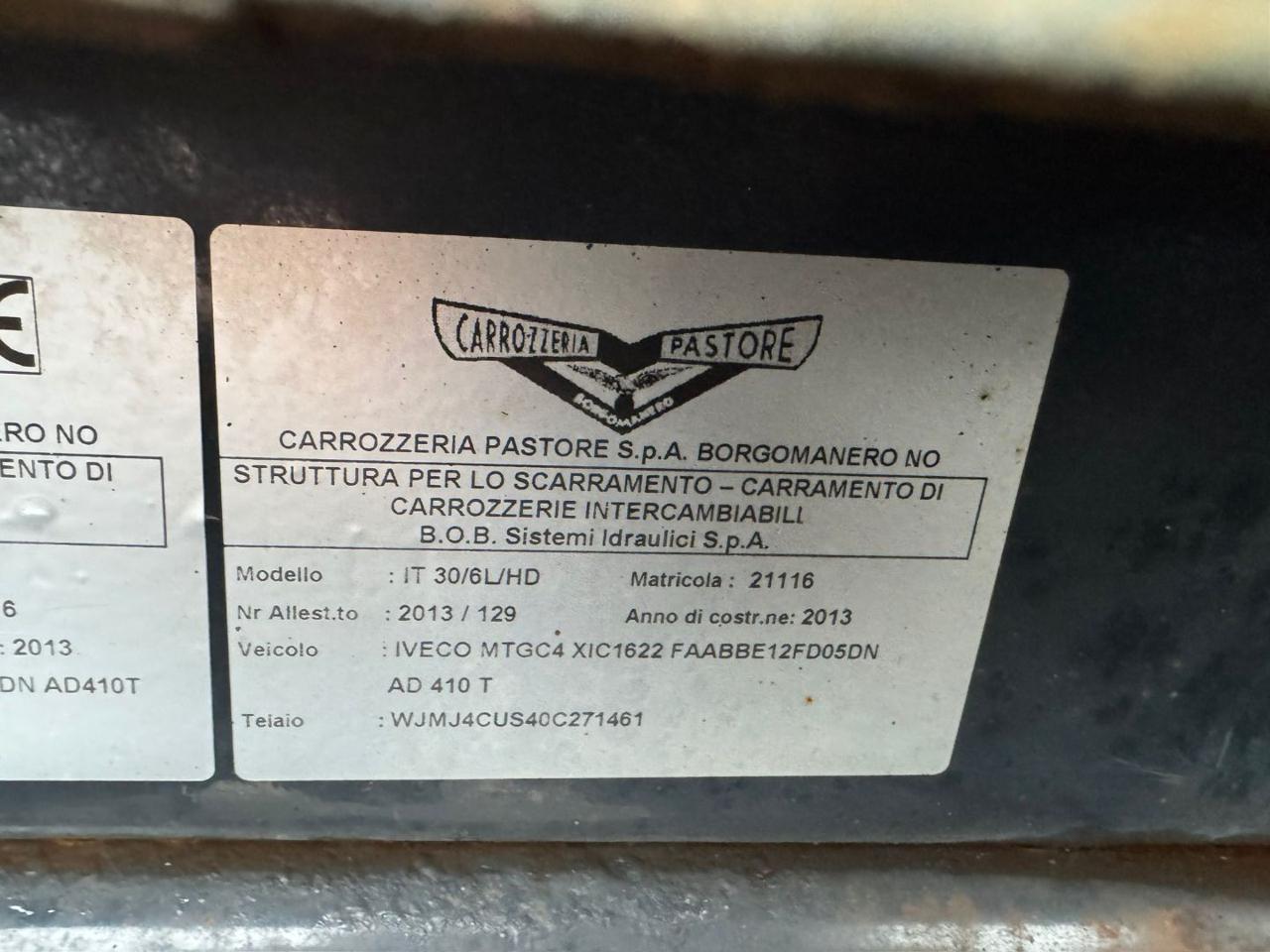 IVECO TRAKKER 500 - 10