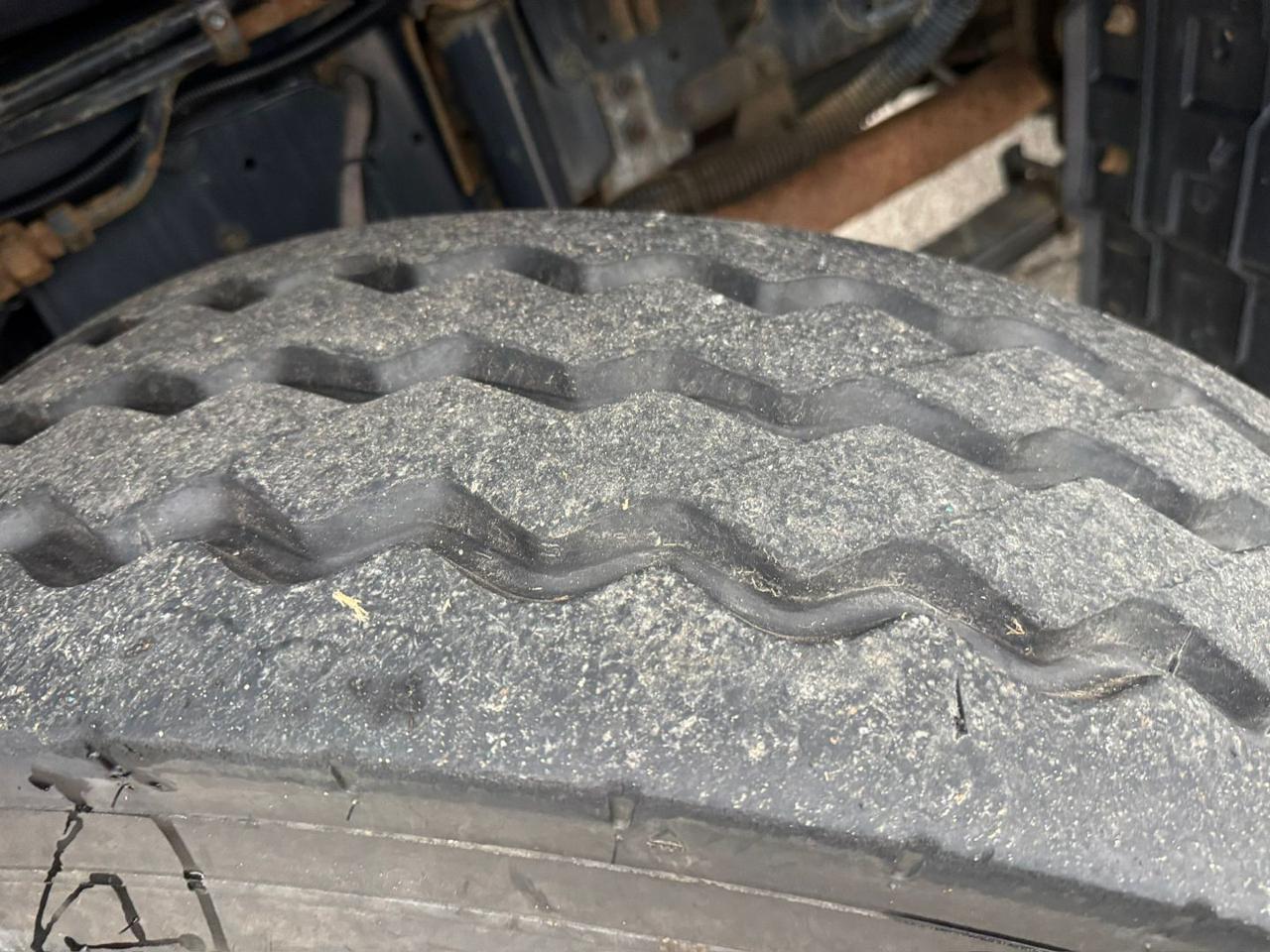 IVECO TRAKKER 500 - 21