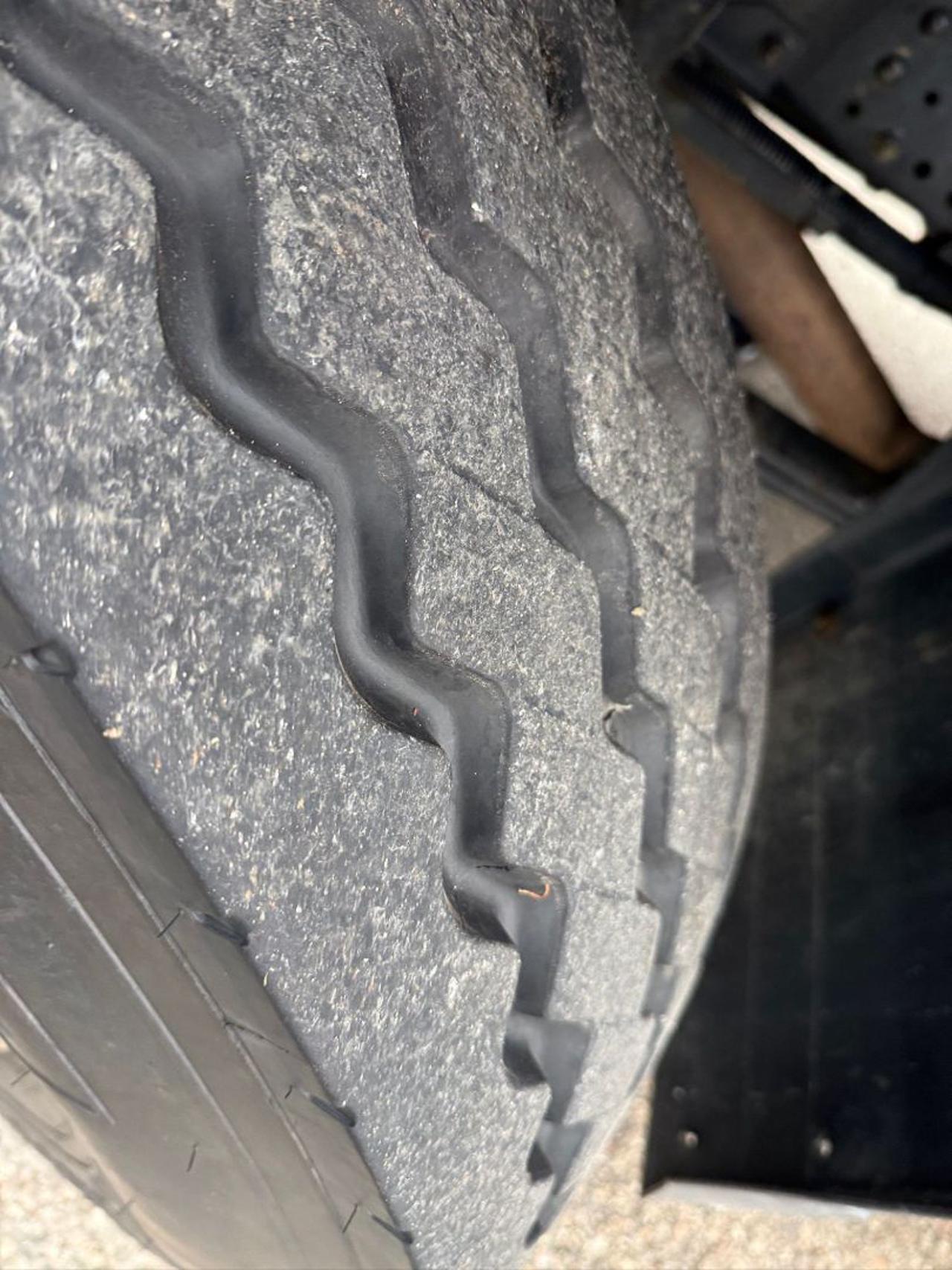 IVECO TRAKKER 500 - 19