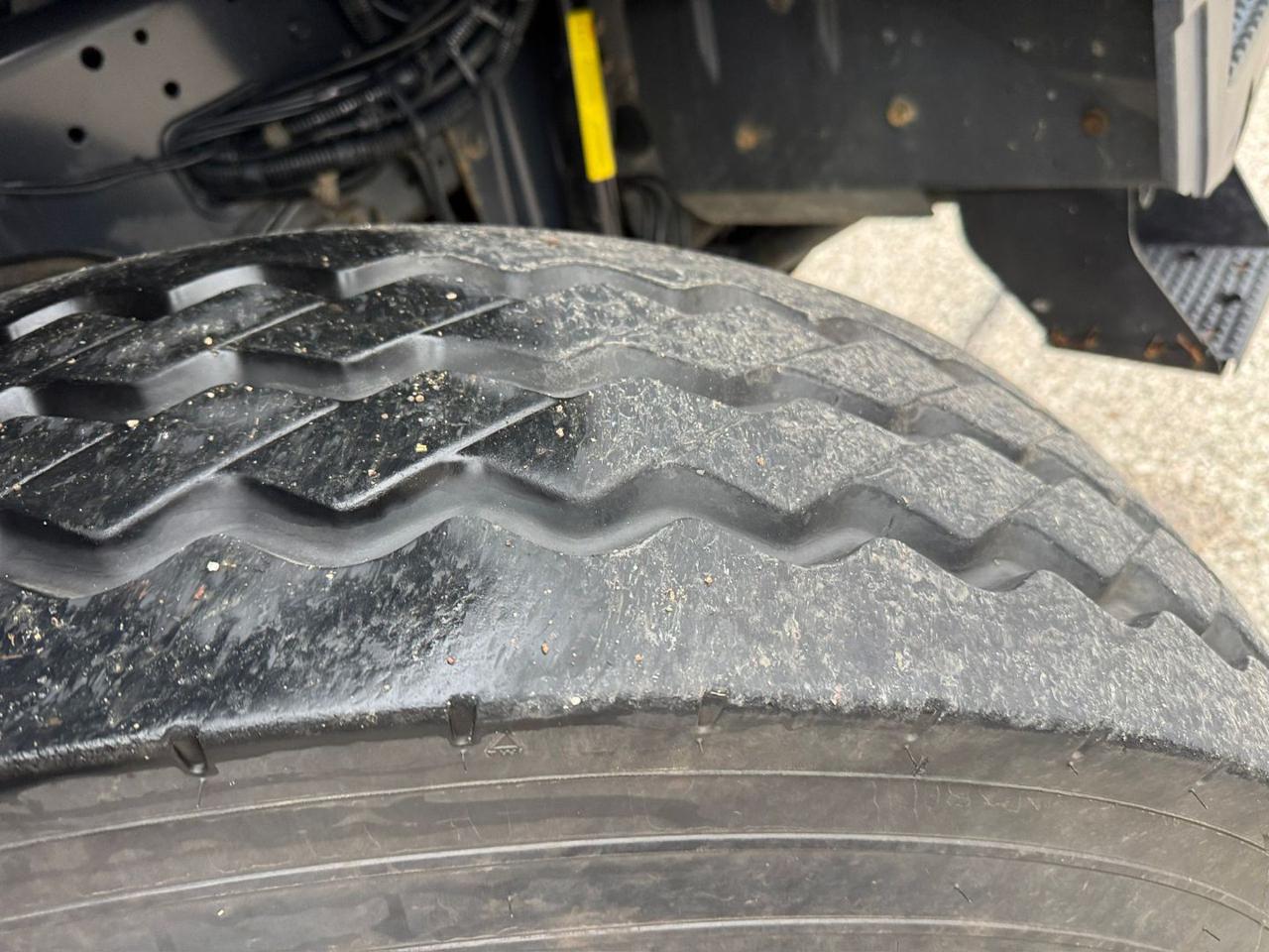 IVECO TRAKKER 500 - 20