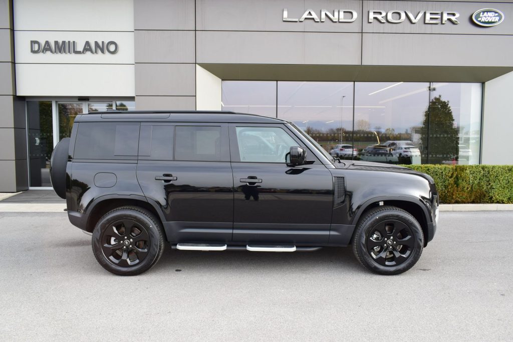 LAND ROVER Defender Defender 110 3.0D I6 200 CV AWD Auto S AUTOCARRO N - 5