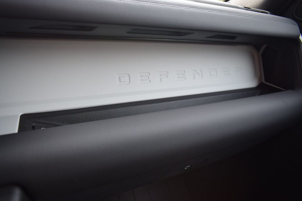 LAND ROVER Defender Defender 110 3.0D I6 200 CV AWD Auto S AUTOCARRO N - 12