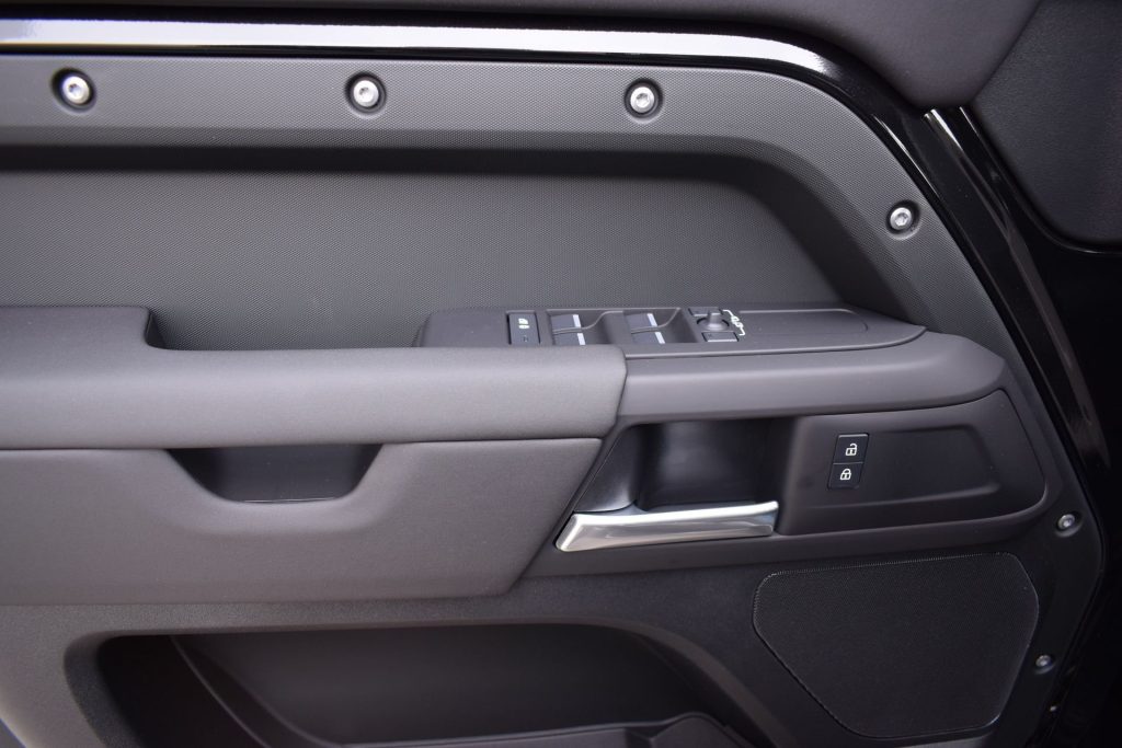 LAND ROVER Defender Defender 110 3.0D I6 200 CV AWD Auto S AUTOCARRO N - 21