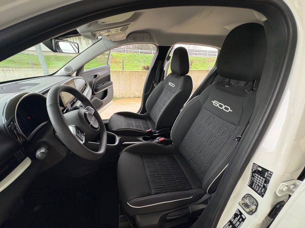 FIAT 600 Hybrid 100 CV DCT MHEV AUTOMATICA DA PROVARE - 9