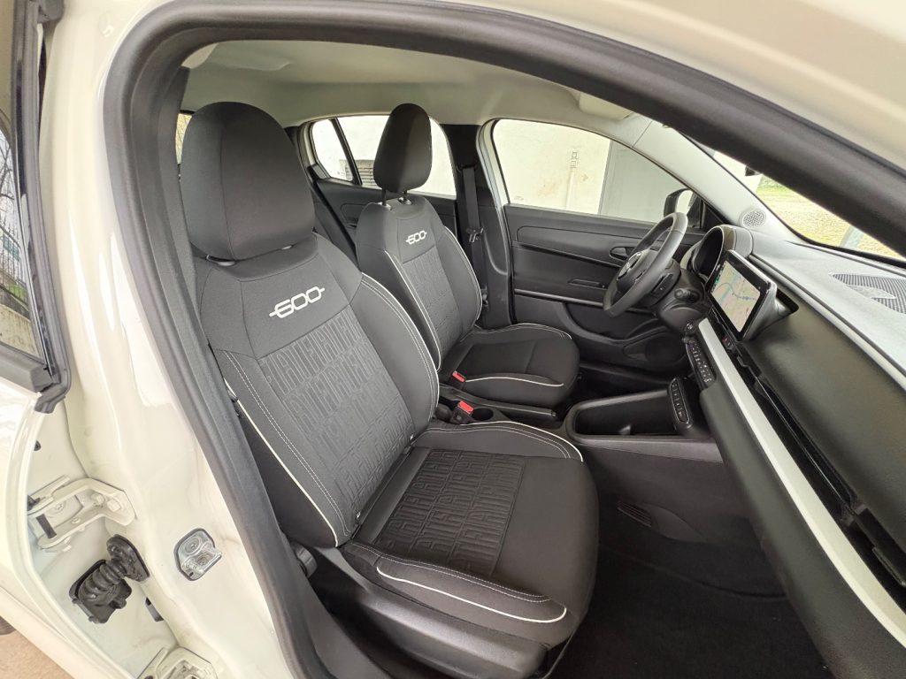 FIAT 600 Hybrid 100 CV DCT MHEV AUTOMATICA DA PROVARE - 11