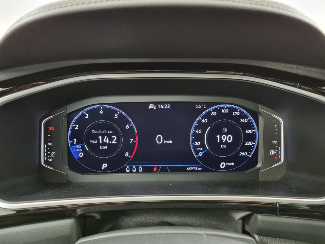 VOLKSWAGEN T-Roc 1.5 TSI ACT DSG R-Line - 22