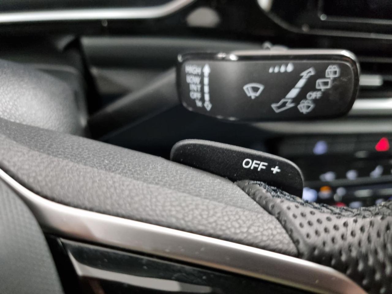 VOLKSWAGEN T-Roc 1.5 TSI ACT DSG R-Line - 25