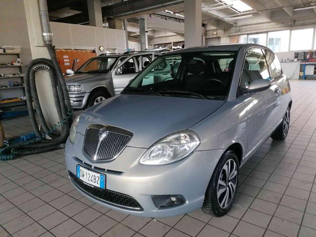 LANCIA Ypsilon Grigio metallizzato