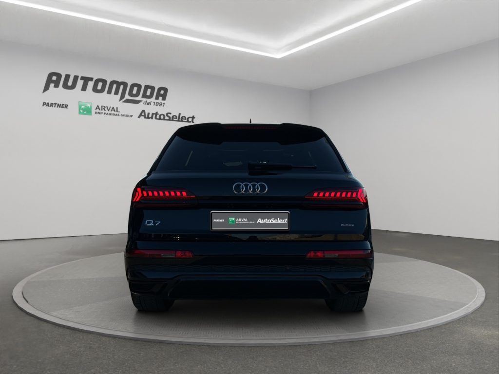 AUDI Q7 3.0TDI 50 Quattro S-Line - 5