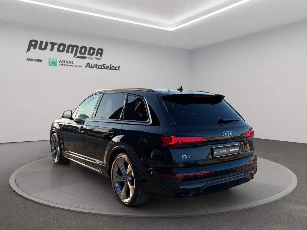 AUDI Q7 3.0TDI 50 Quattro S-Line - 6