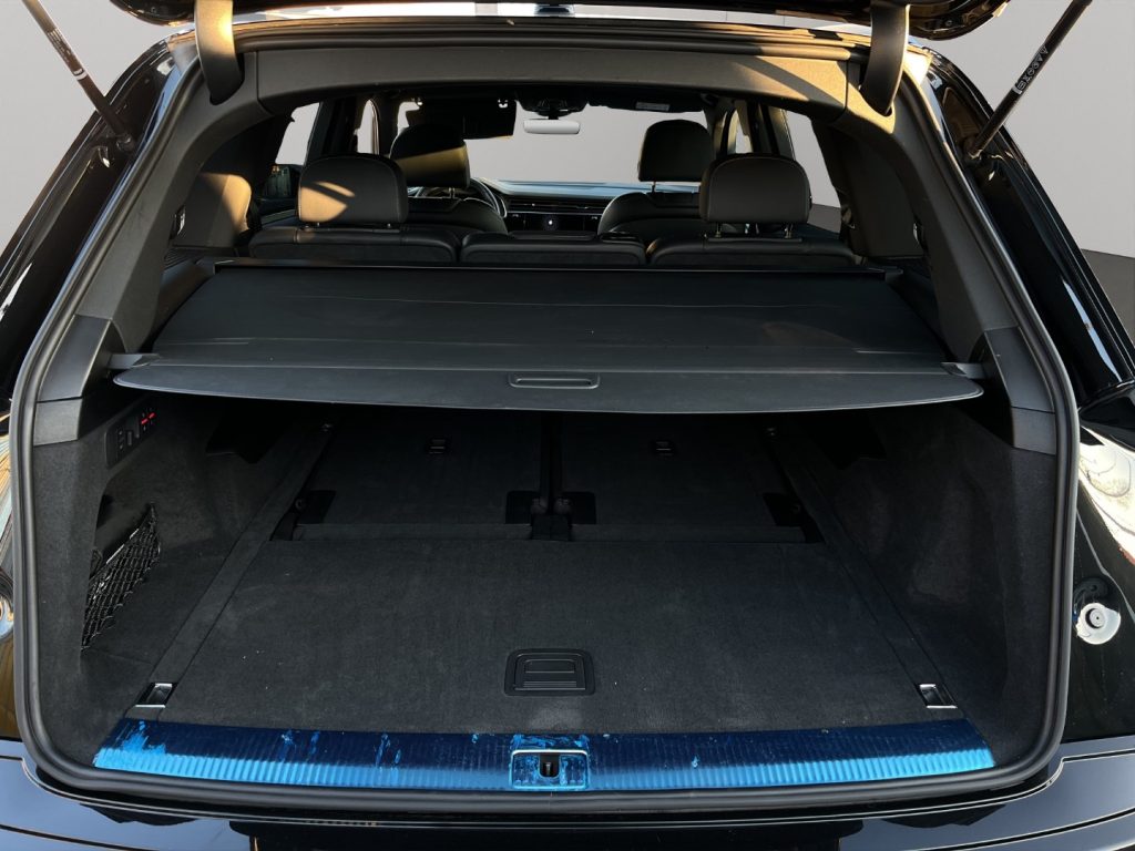 AUDI Q7 3.0TDI 50 Quattro S-Line - 15