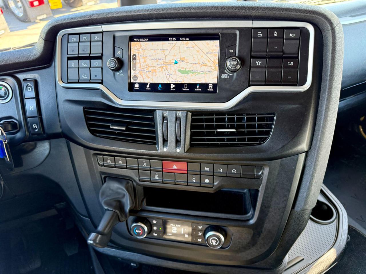 IVECO X-WAY 510 HI-TRACTION 4x4 - 13