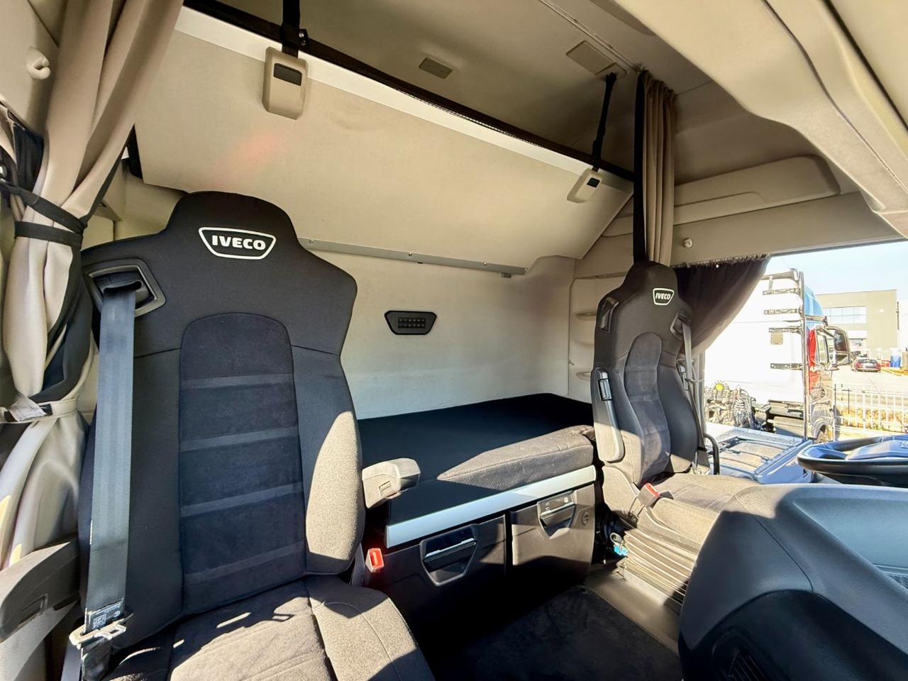 IVECO X-WAY 510 HI-TRACTION 4x4 - 11