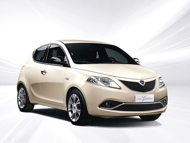 LANCIA Ypsilon Bianco metallizzato