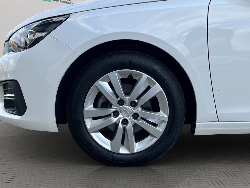 PEUGEOT 308 1.5HDi 100C SW - 16