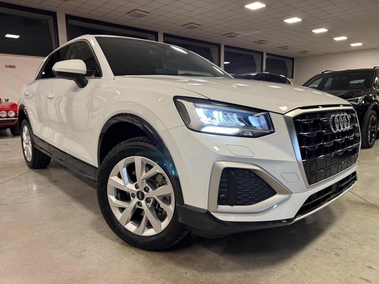 AUDI Q2 35 TDI S tronic Business Advanced - 3
