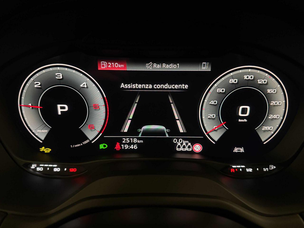 AUDI Q2 35 TDI S tronic Business Advanced - 7