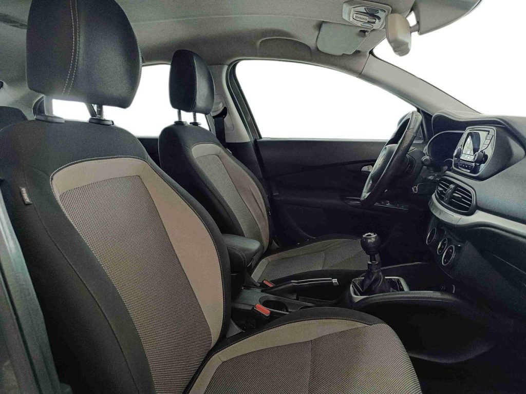 FIAT Tipo 1.6 Mjt 4 porte Opening Edition - 10