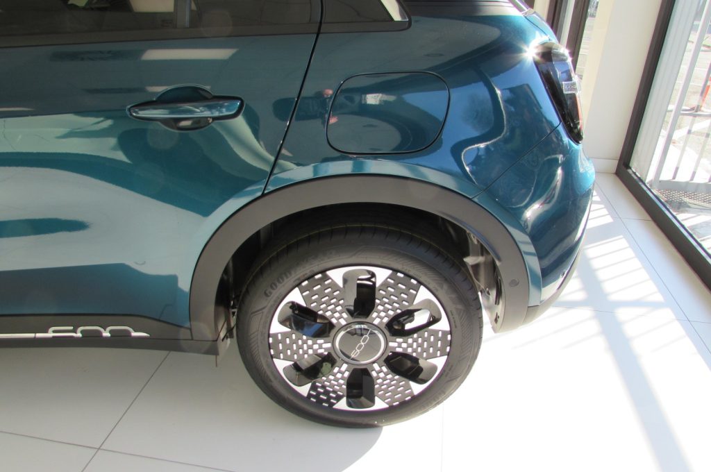 FIAT 600 1.2 Hybrid 145cv DCT MHEV La Prima KM.ZERO - 5