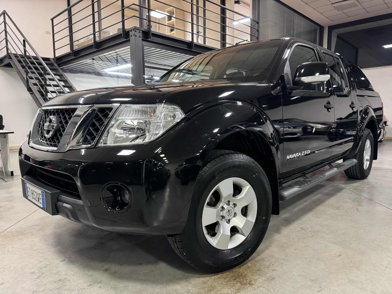 NISSAN Navara 2.5 dCi 190CV 4 porte Double Cab Sport - 1