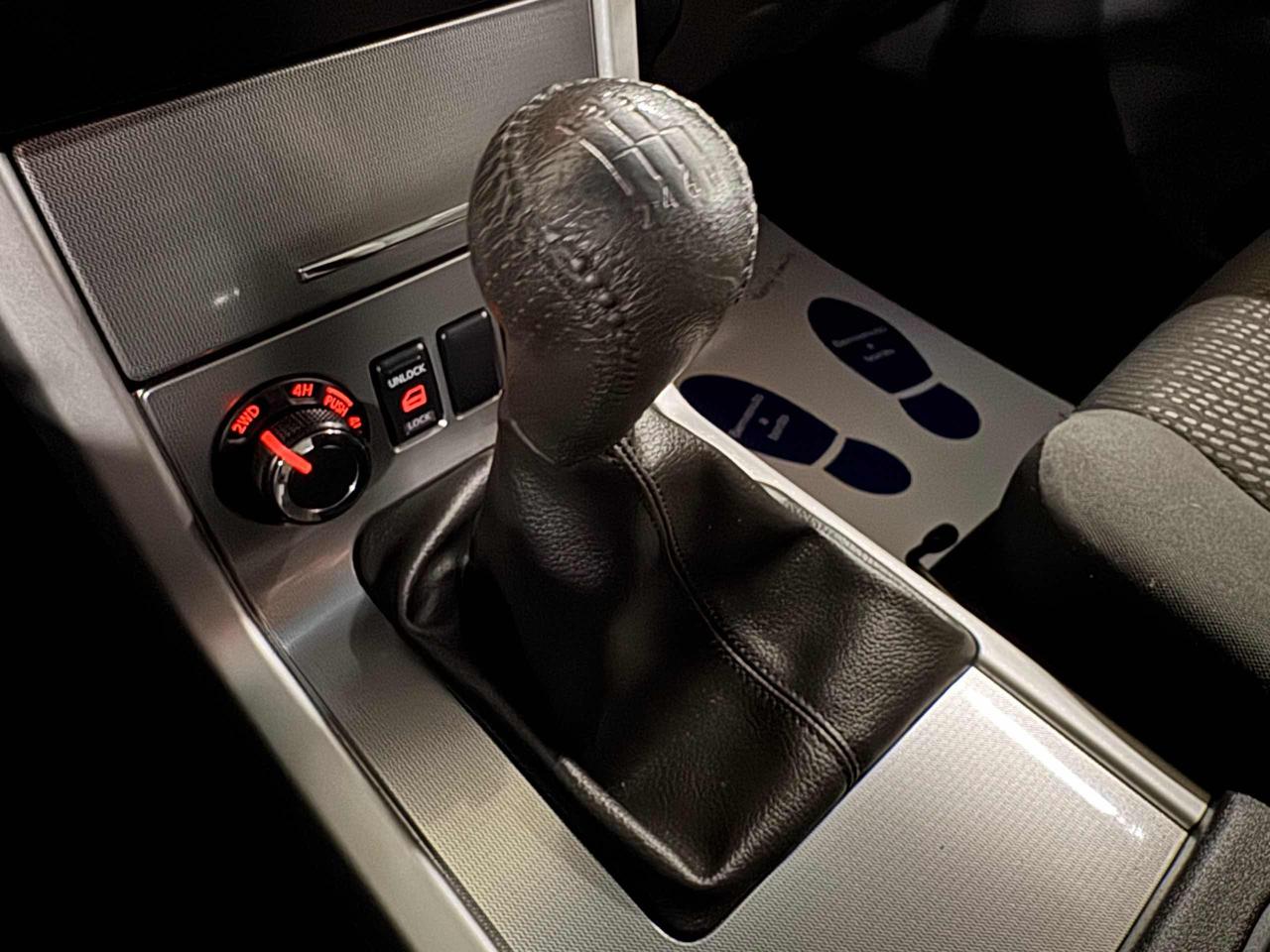 NISSAN Navara 2.5 dCi 190CV 4 porte Double Cab Sport - 7