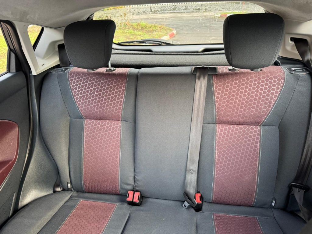 FORD Fiesta + 1.4 TDCi 68CV 5 porte - 11