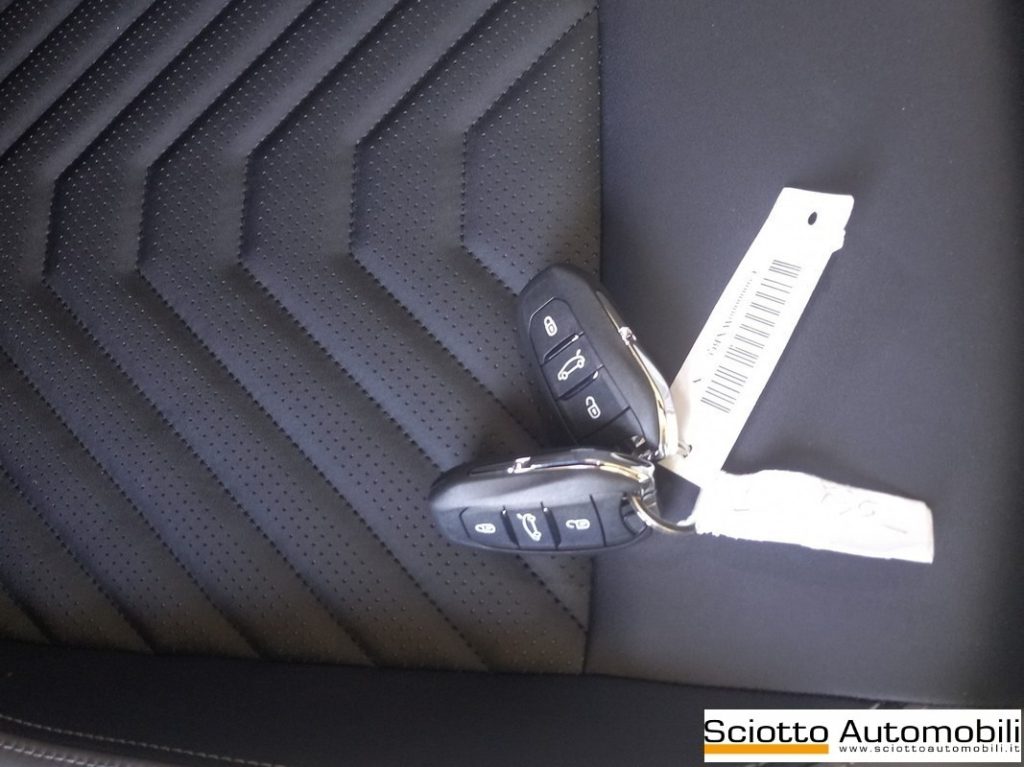 JEEP Compass 1.2 Turbo 48V Hybrid First Edition - 20