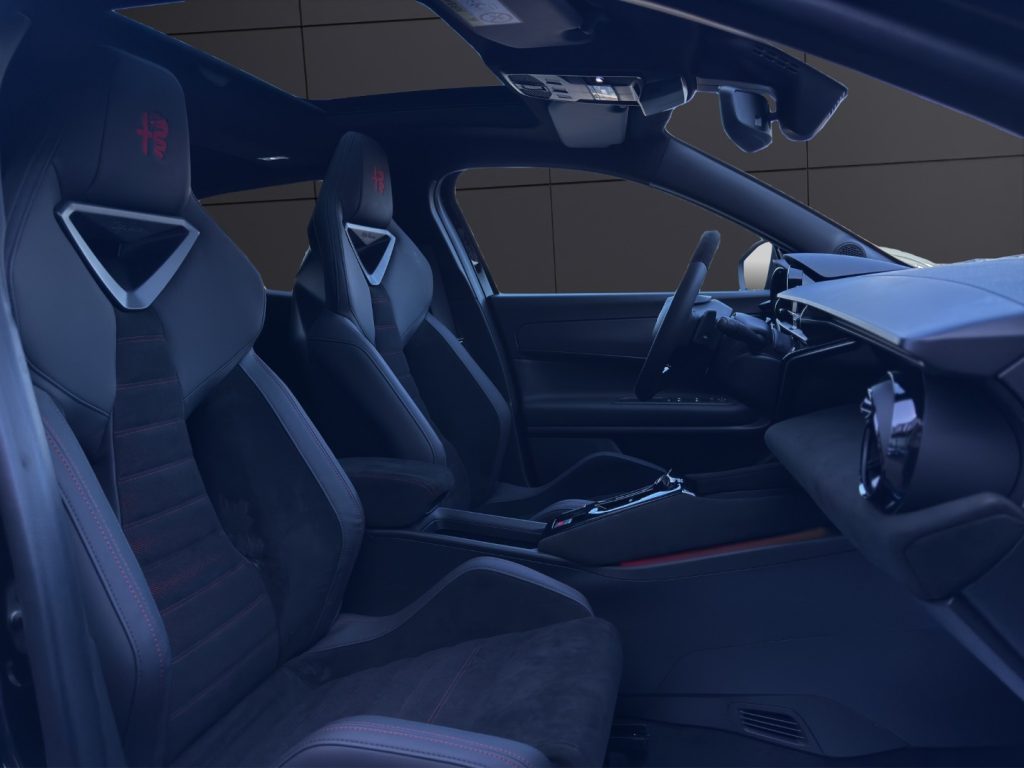 ALFA ROMEO Junior 1.2 145 CV Hybrid eDCT6 Speciale - 18