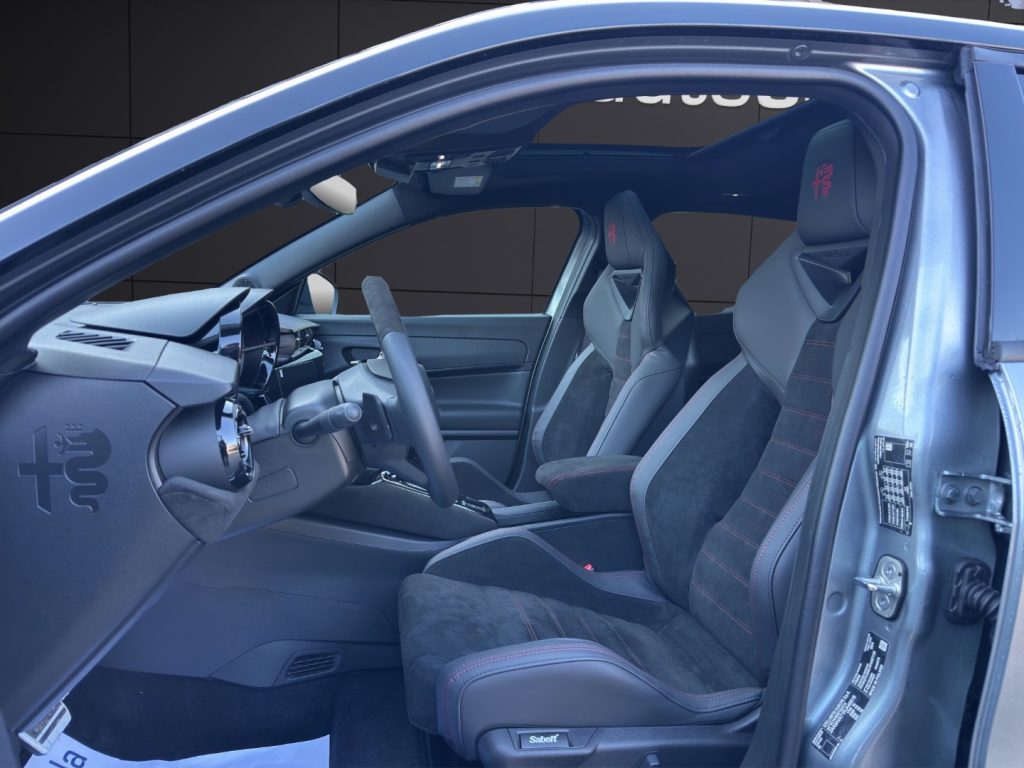 ALFA ROMEO Junior 1.2 145 CV Hybrid eDCT6 Speciale - 9