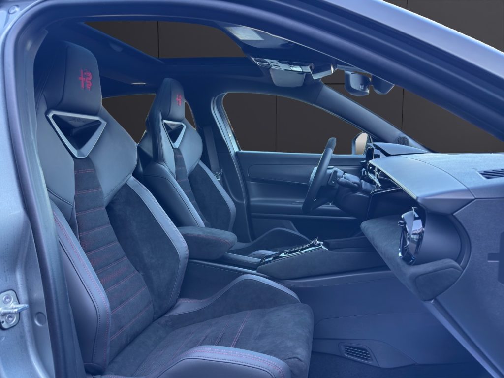 ALFA ROMEO Junior 1.2 145 CV Hybrid eDCT6 Speciale - 18